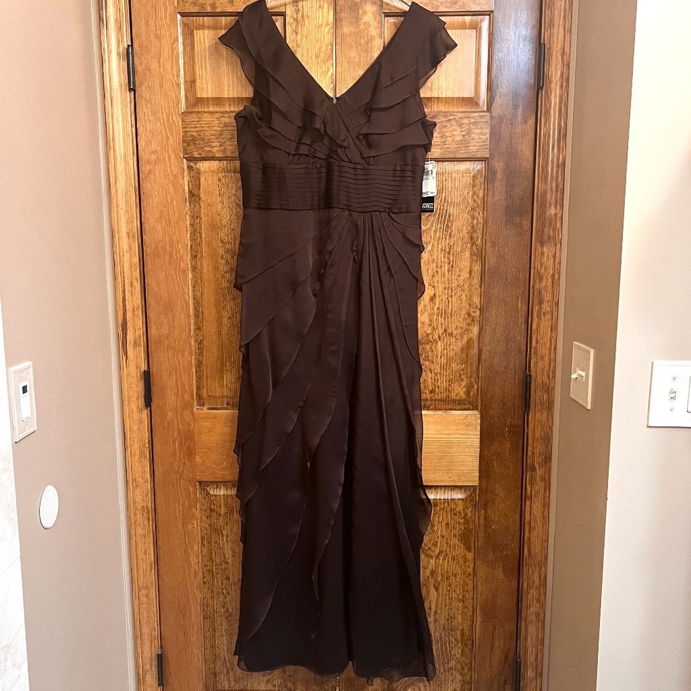 Adrianna Papell Occasions Iridescent Chiffon Tiered Pleated Maxi Dress NWT 16